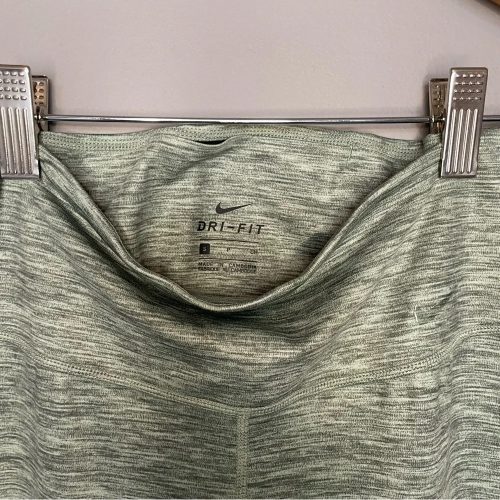 Nike Dri Fit Leggings - Picture 3 of 3